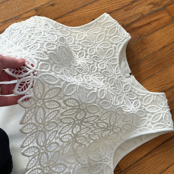 Carmen Marc Valvo white dress 14 - Picture 3 of 7